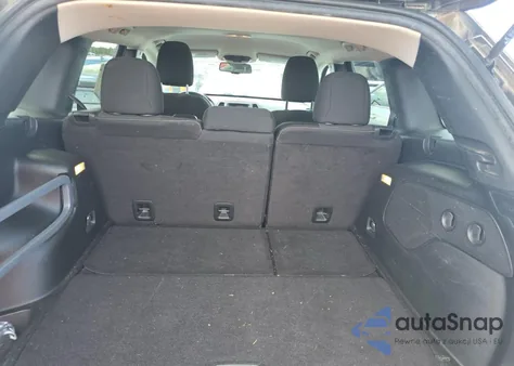 2016 Jeep Cherokee Latitude z USA, uszkodzony, nr VIN 1C4PJLCB2GW374269